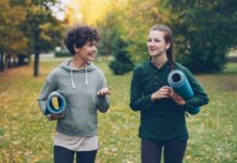 Sacred Agent: Ev-evangelism and Dys-evangelism